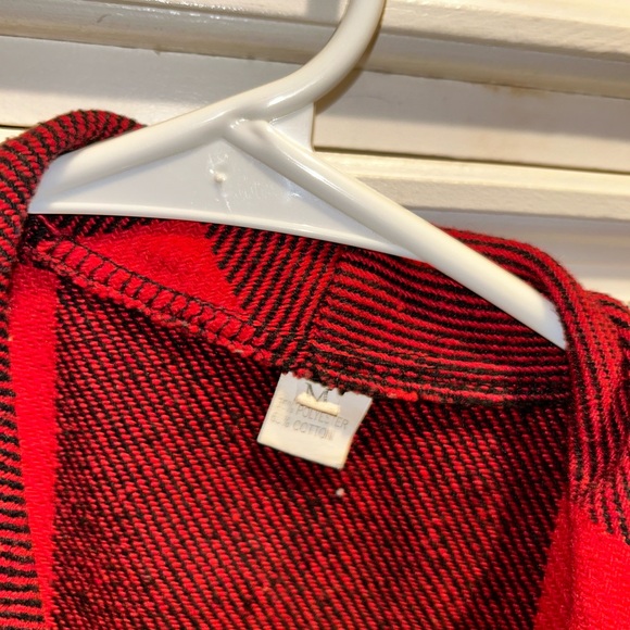 Buffalo Plaid Vest - Picture 3 of 4